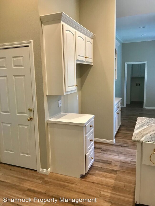 Foto del edificio - 3 br, 2 bath House - 109 Landsborough Dr
