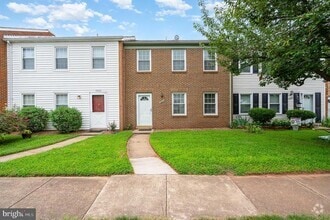 Building Photo - 7624 Wedgewood Dr