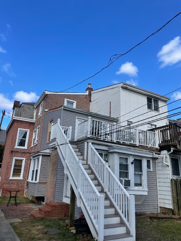 Photo - 120 E Chestnut St Apartment