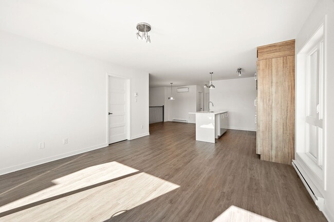 Photo du bâtiment - Quai De la Gare Sainte-Rose - Phase 1