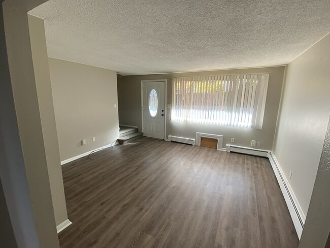 Photo - 826 Emery St Townhome