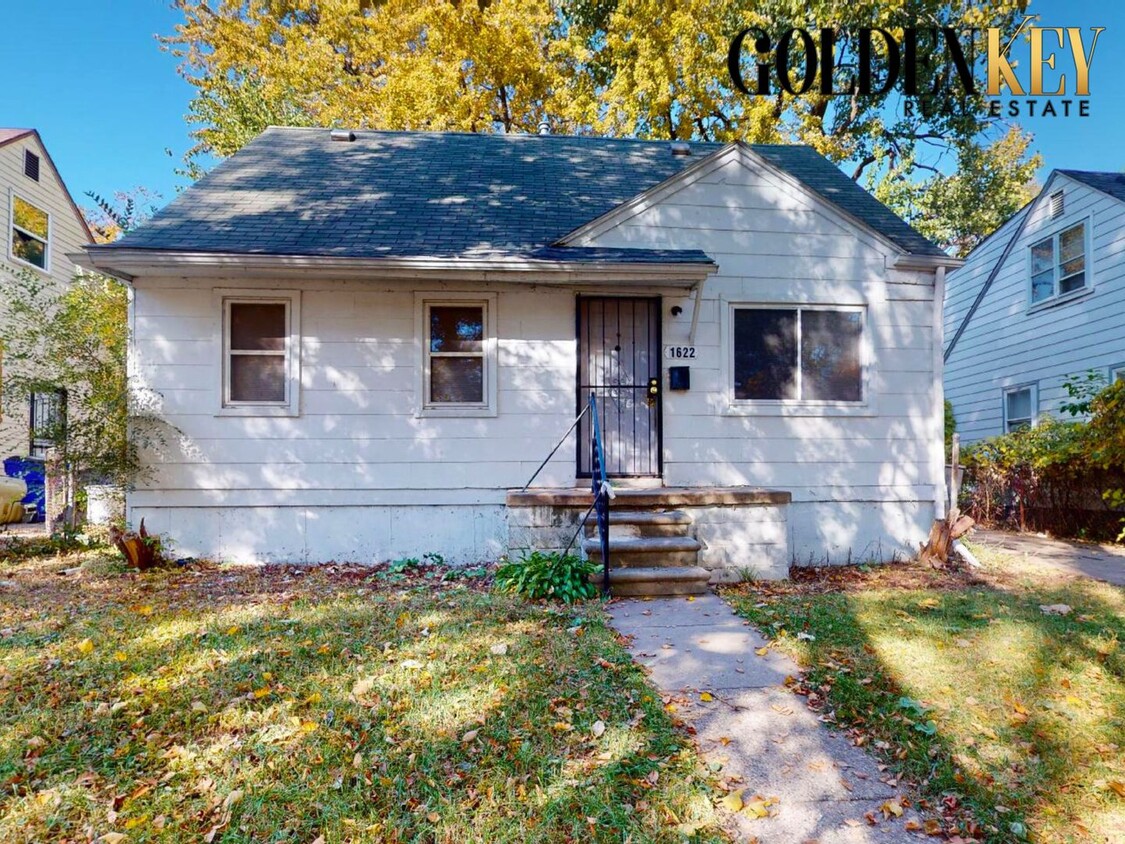 Foto principal - 3 Bed/ 1 Bath Single Family - Detroit $950...