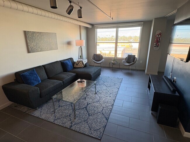 Living Room - 535 W Thomas Rd