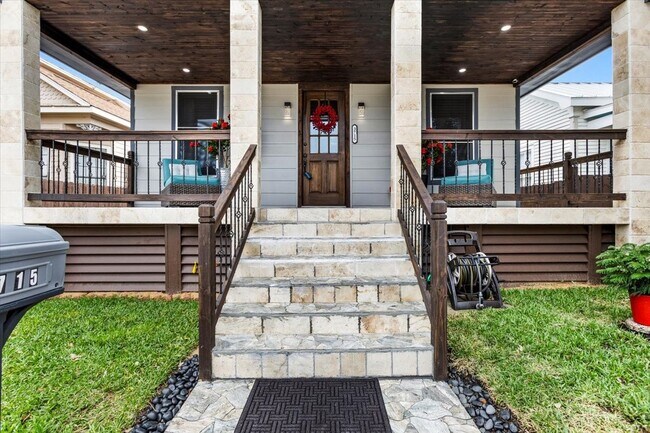 Foto del edificio - 3715 Avenue O 1/2