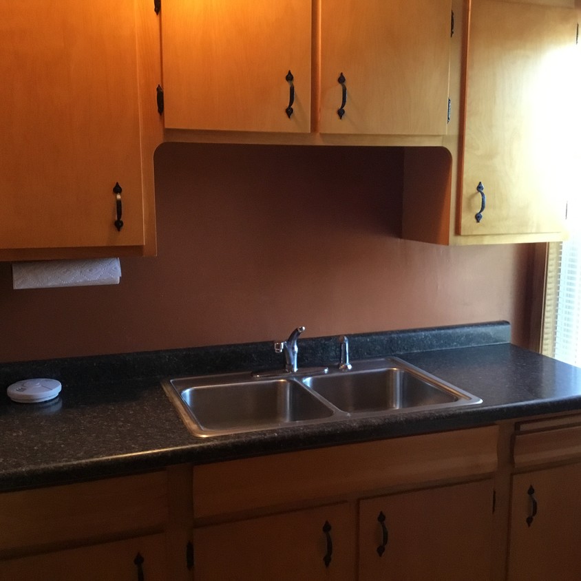 Kitchen - 1412 Elm St