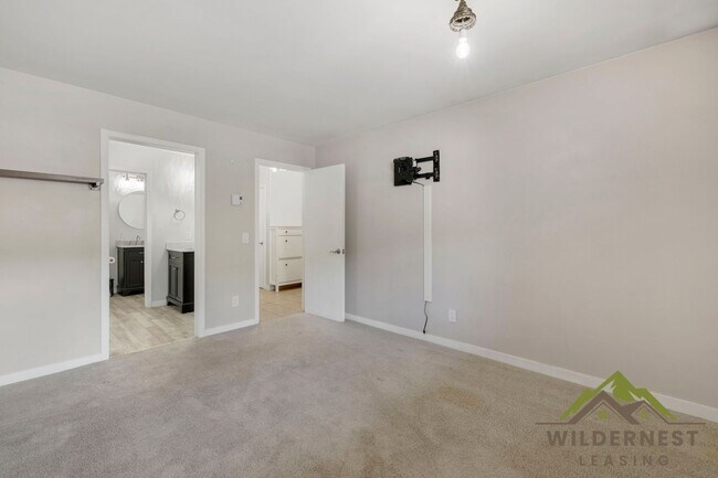 Foto del edificio - Steps to the Runs, Mountain Views, Spacious Ski Run 1 Bedroom Condo