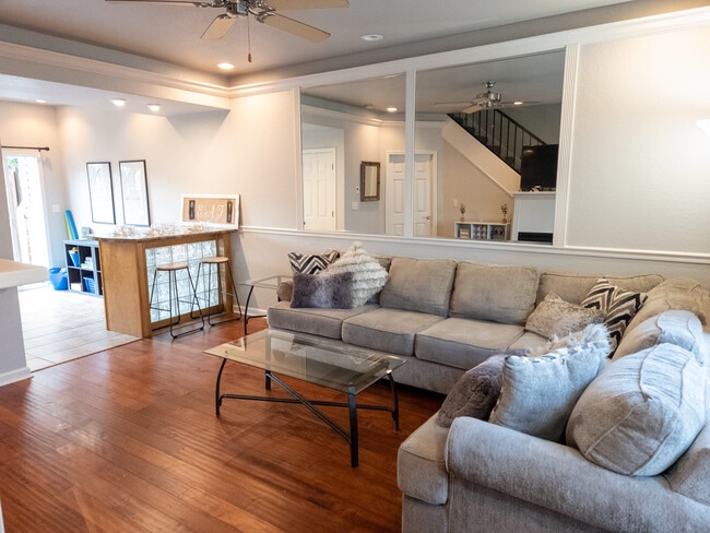 Main Living area - Ground floor - 118 Pretti Pt
