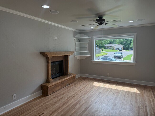 Foto del edificio - Broken Arrow Fully Remodeled Dream Home 3 Bedroom
