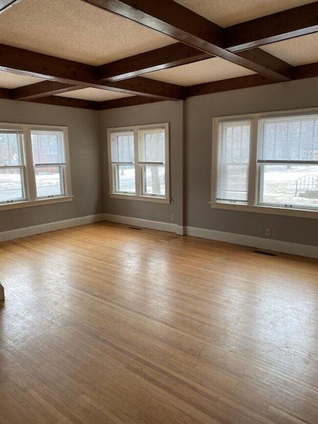 Foto del edificio - 4 bedroom house in St. Cloud