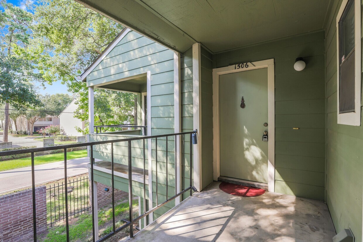 Primary Photo - 14777 Wunderlich Dr