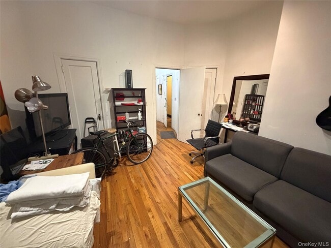 Foto del edificio - 857 9th Ave