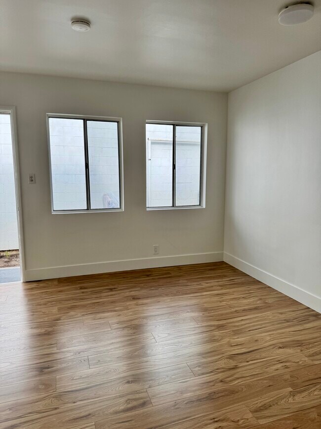 Foto del edificio - 13429 Beach Ave