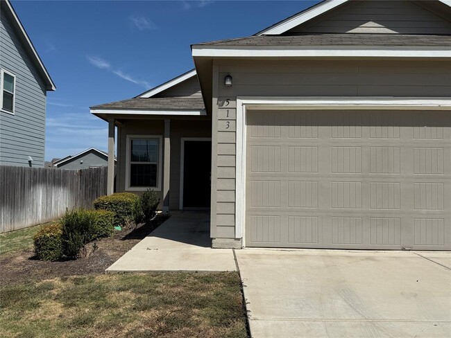 Building Photo - 513 Big Rocky Bend