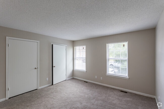 2BR, 2BA - 1,098SF - Secondary Bedroom - Cypress Creek