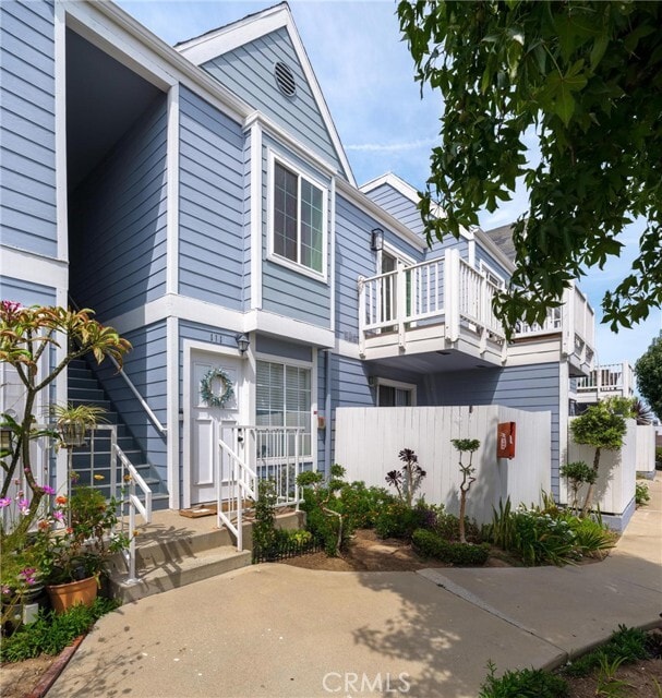 Building Photo - 1229 W 223rd St