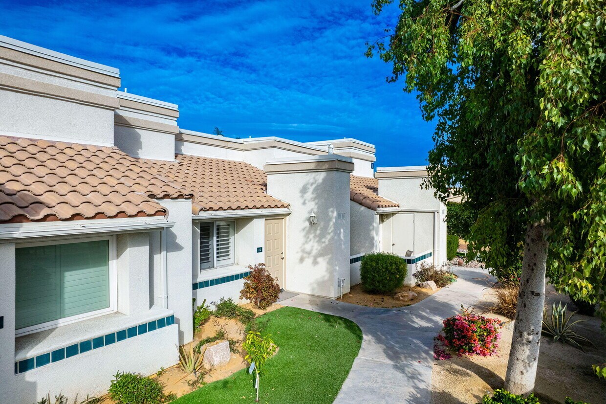 74800 Sheryl Ave Unit 61, Palm Desert, CA 92260 Condo for Rent in
