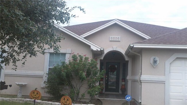 Foto del edificio - 6806 Vineyard Dr