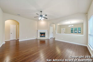 Foto del edificio - 23027 Airedale Ln