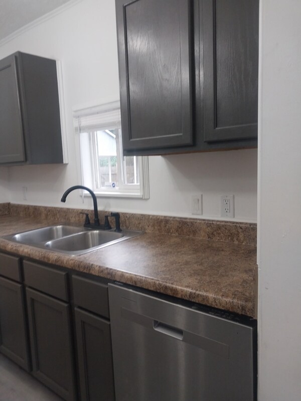 Foto del edificio - 4033 Porter Ave
