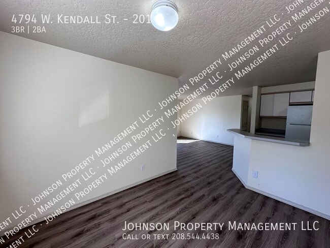 Building Photo - 4794 W Kendall St