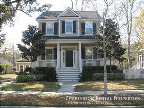 Building Photo - 1049 Barfield St