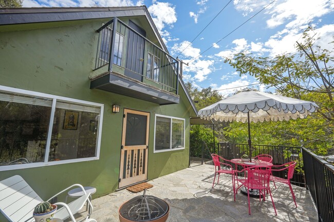 Foto del edificio - 21549 Summit Trail