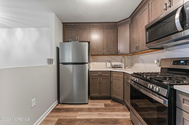 Building Photo - 41 N Indian Valley Ct