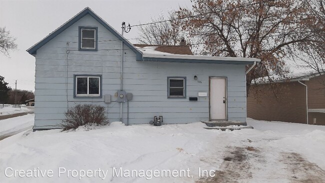 Building Photo - 3 br, 1 bath House - 1331 7th St SW