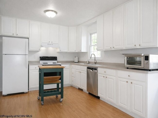 Foto del edificio - 1340 Headlee Ave