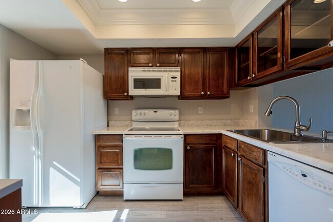 Foto del edificio - 815 E Grovers Ave