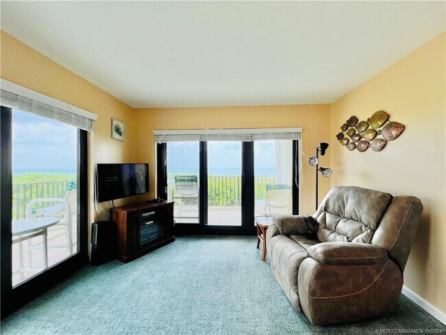 Foto del edificio - 7430 S Ocean Dr