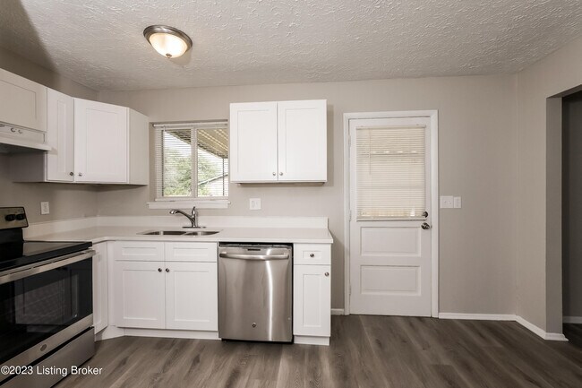 Building Photo - 7701 Sherry Lynn Ct