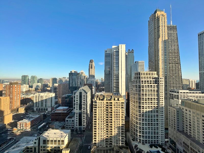 Foto principal - 519 N Clark St