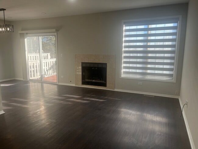 Foto del edificio - 567 W Parkside Dr