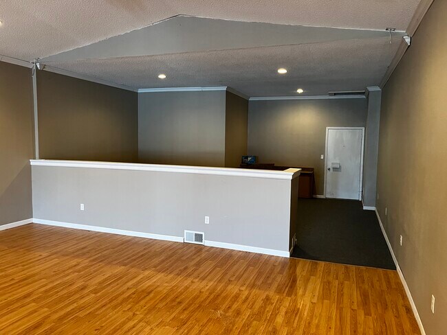 Foto del edificio - Claremont Block Apartments/Commercials
