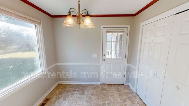 Building Photo - 6b Camino Ln