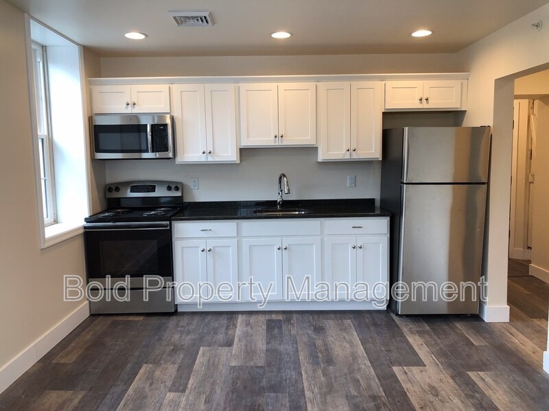 8424 Lancaster Ave Unit 5, Bethel, PA 19507 Condo for Rent in Bethel