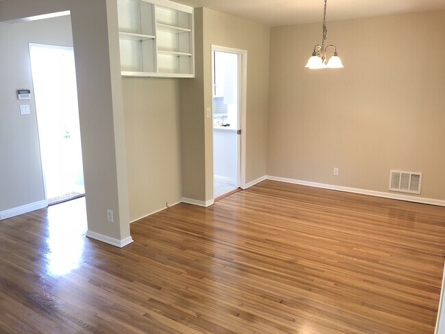 Foto del edificio - South Redondo - Riviera Village - Quiet an...