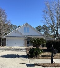 Building Photo - 82 Saddlebrush Rd