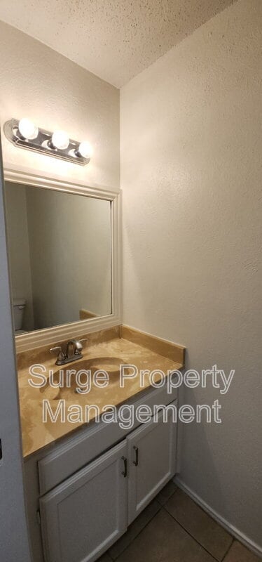 Building Photo - 9110 Lanham St