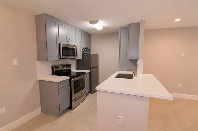 Foto del edificio - 2201 Fountain View Dr