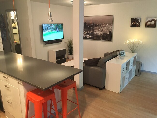 Foto del edificio - 1850 22nd St