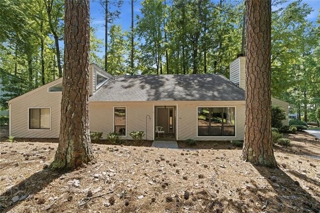 Building Photo - 505 Summerhill Pl