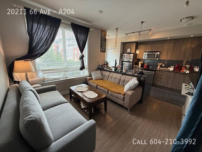 Building Photo - Cute Condo