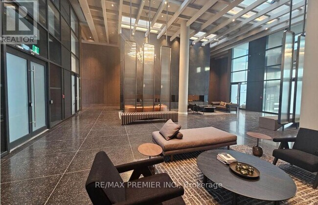 Building Photo - 8 Interchange Wy