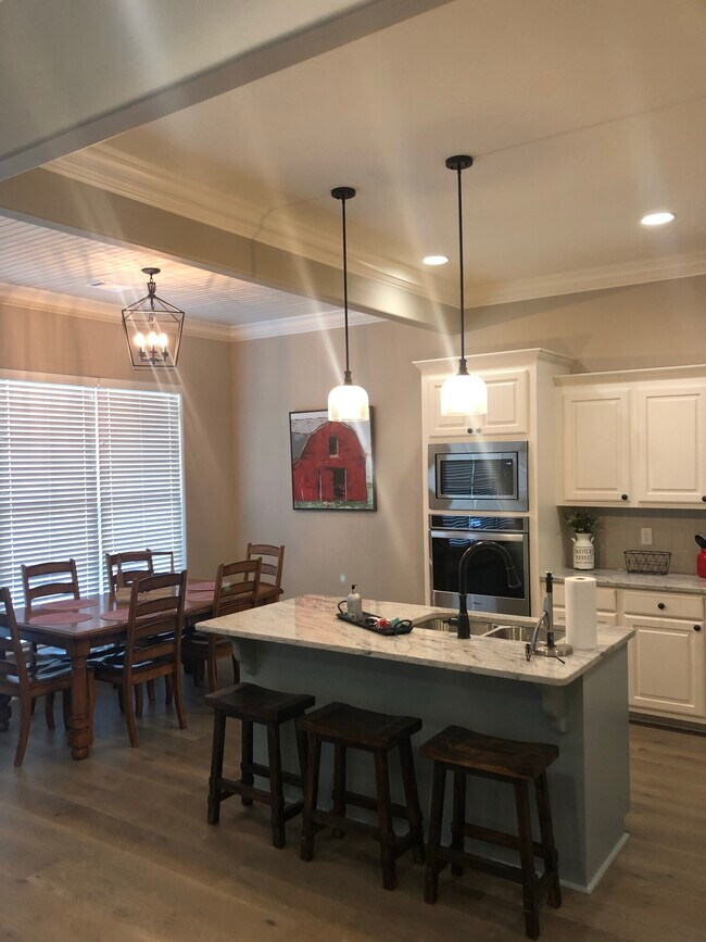 Foto del edificio - 5906 Settlers Dr