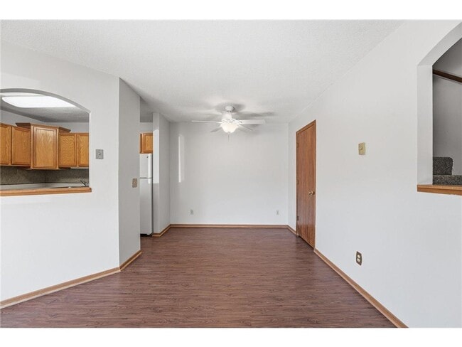 Foto del edificio - 64 E 13th St