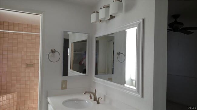 Building Photo - 29486 Vista Plaza Dr