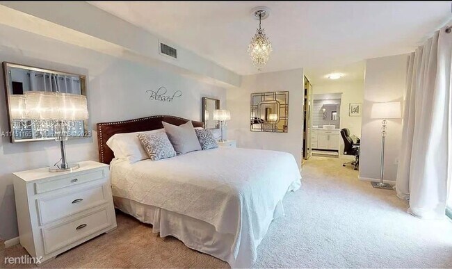 Foto del edificio - 3 br, 2.5 bath House - 1302 13th Ter