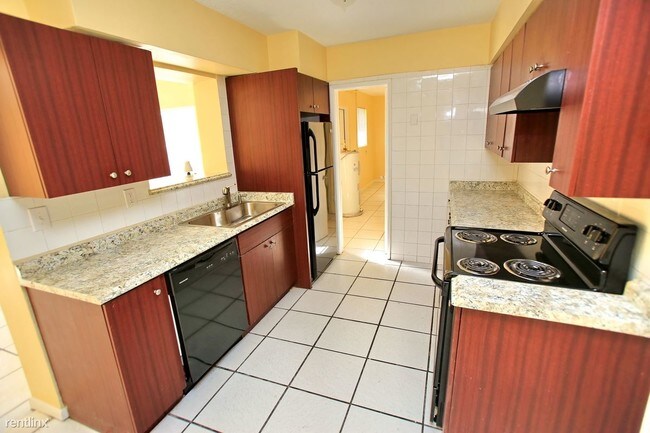Foto del edificio - 480 SW 14th Pl